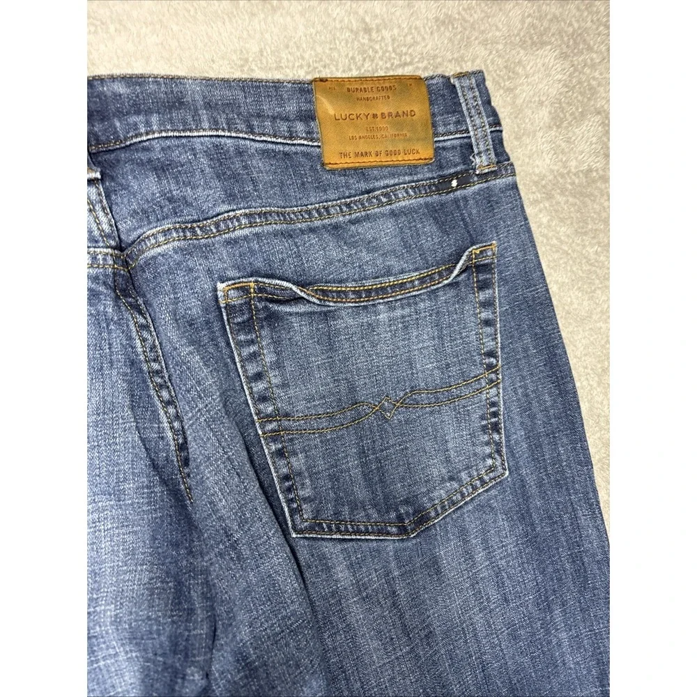 Lucky Brand 221 Original Straight Jeans Mens 40x30 Blue Denim Medium Wash
